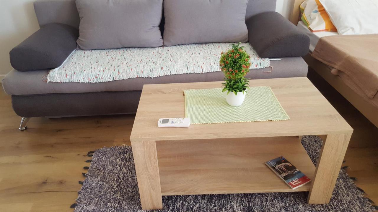 Apartments Miki Bar Zewnętrze zdjęcie