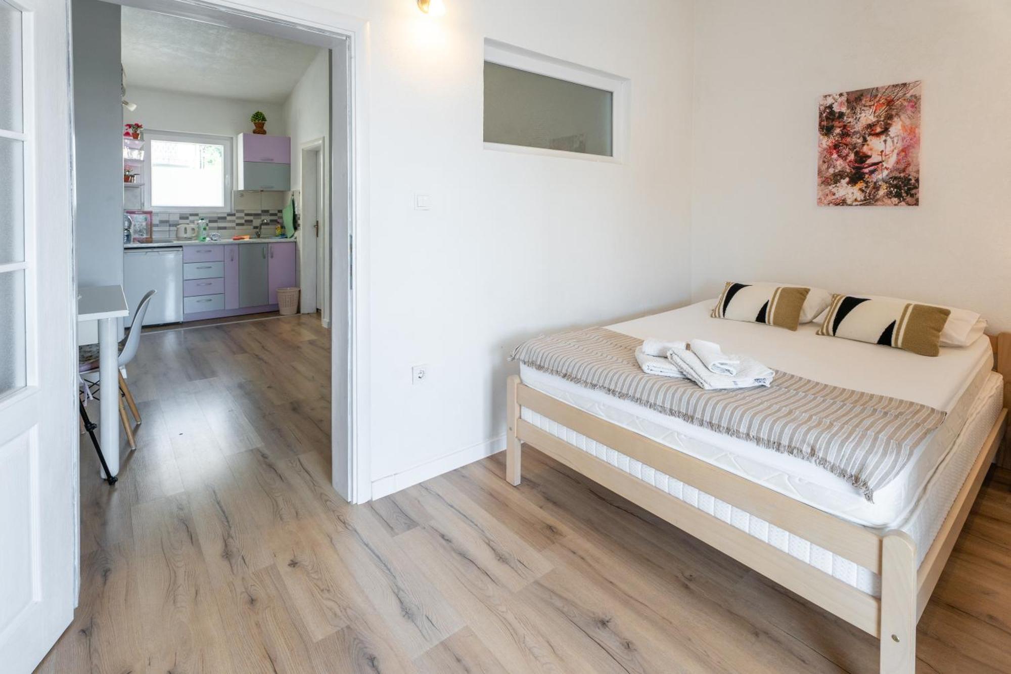 Apartments Miki Bar Zewnętrze zdjęcie