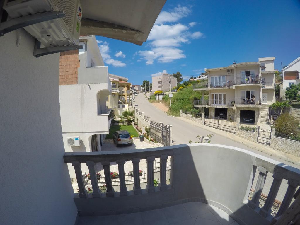 Apartments Miki Bar Zewnętrze zdjęcie
