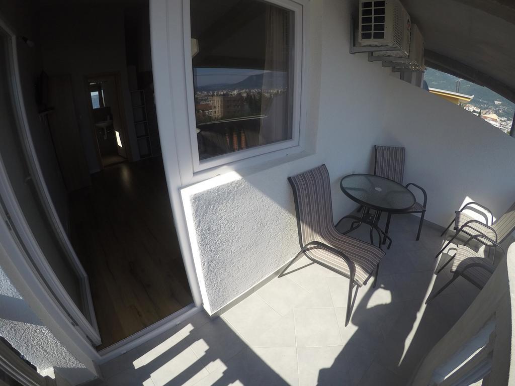 Apartments Miki Bar Zewnętrze zdjęcie