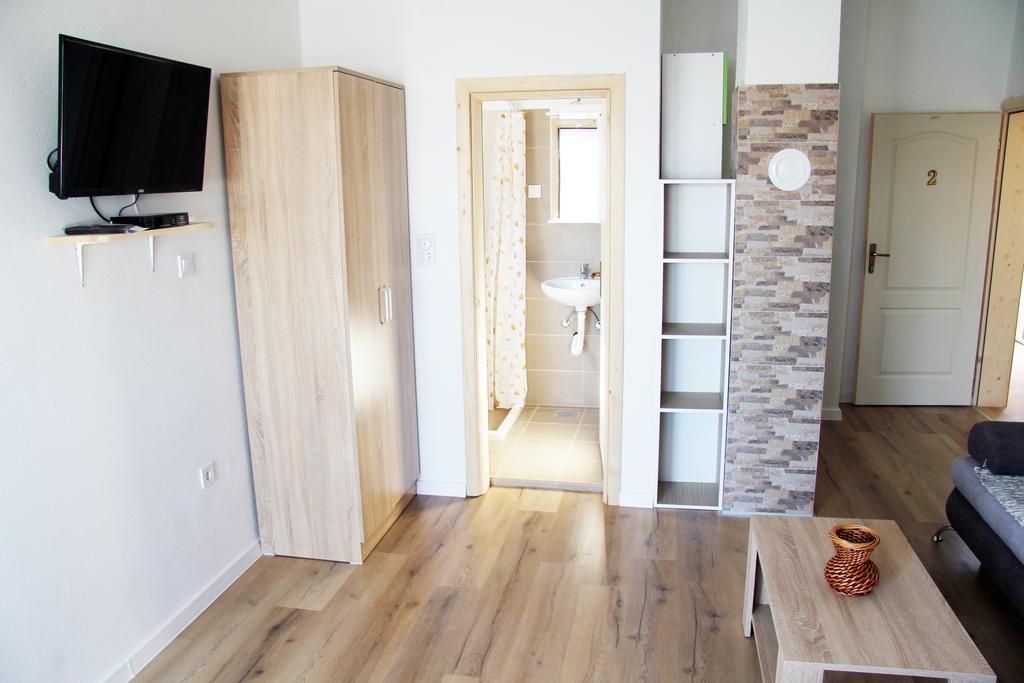 Apartments Miki Bar Zewnętrze zdjęcie