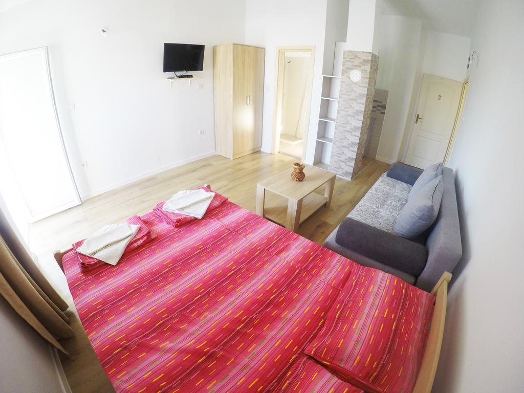 Apartments Miki Bar Zewnętrze zdjęcie