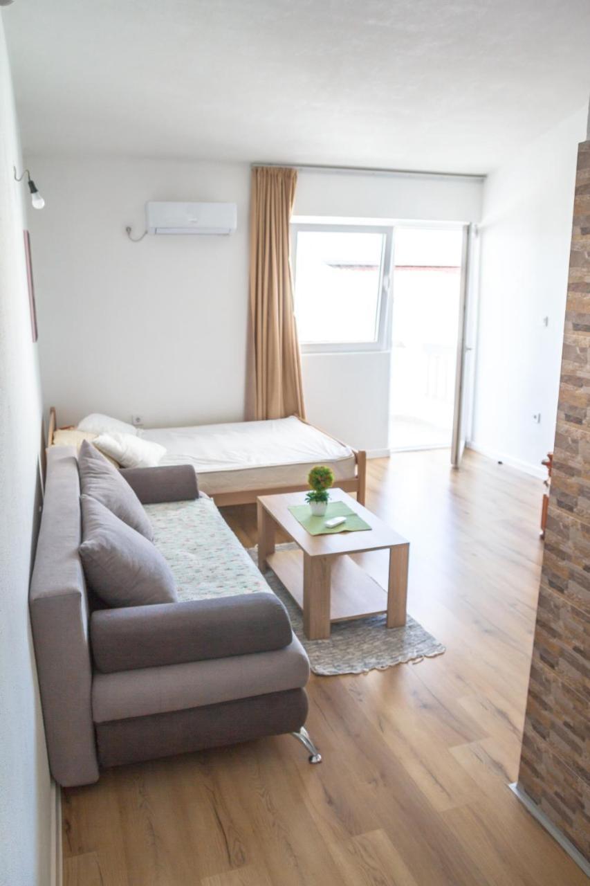Apartments Miki Bar Zewnętrze zdjęcie