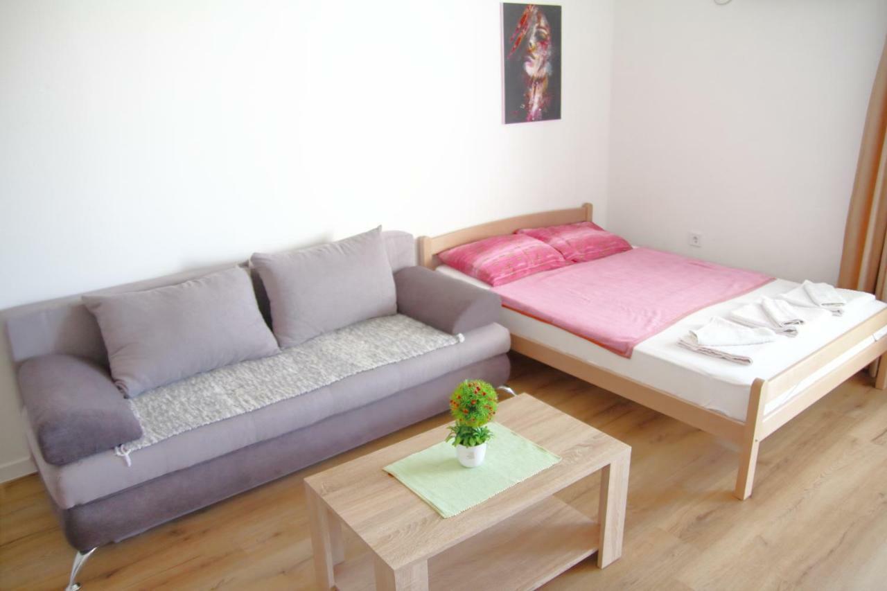 Apartments Miki Bar Zewnętrze zdjęcie